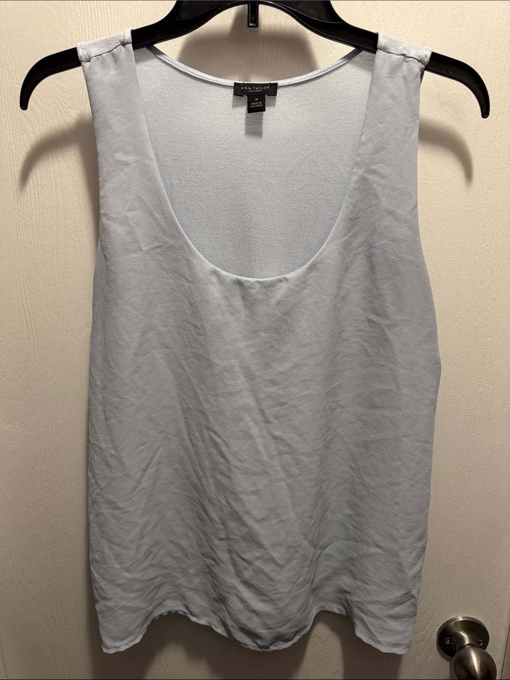 Ann Taylor Light Blue Scoop Neck Sleeveless Blouse